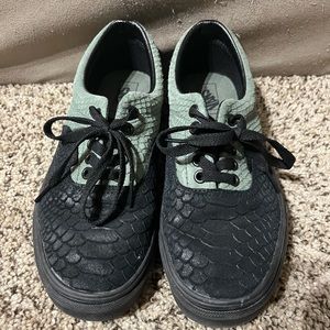 Harry Potter Slytherin Vans